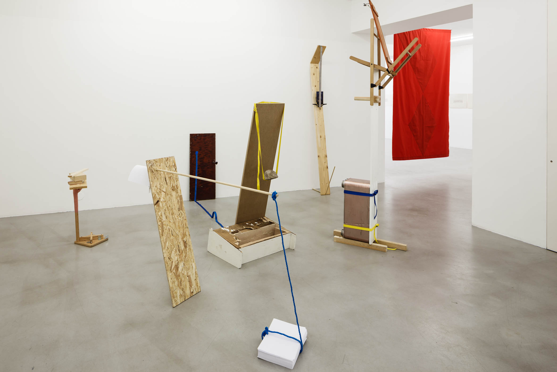 Installation view Nanna Nordström, Thinking and Speaking, Galerie Nordenhake, Stockholm