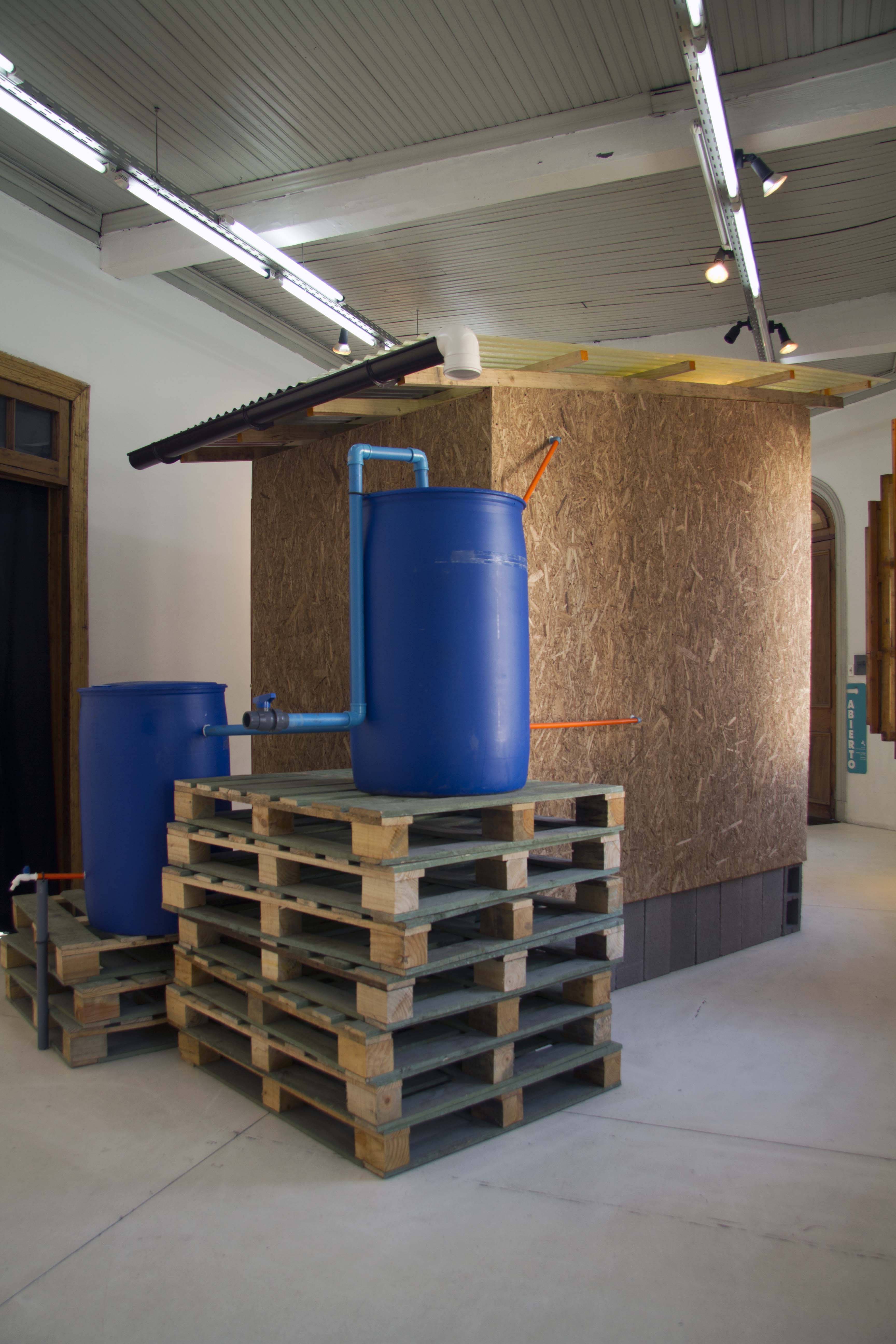 Marjetica Potrč, "Caracas: Dry Toilet", Die Ecke Santiago de Chile